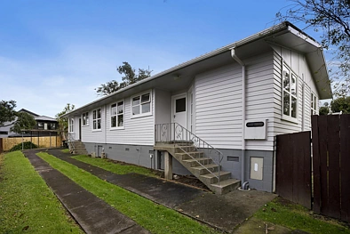 Saint Johns 2Zimmer Sunny 2-Bedroom Unit with Outdoor Living