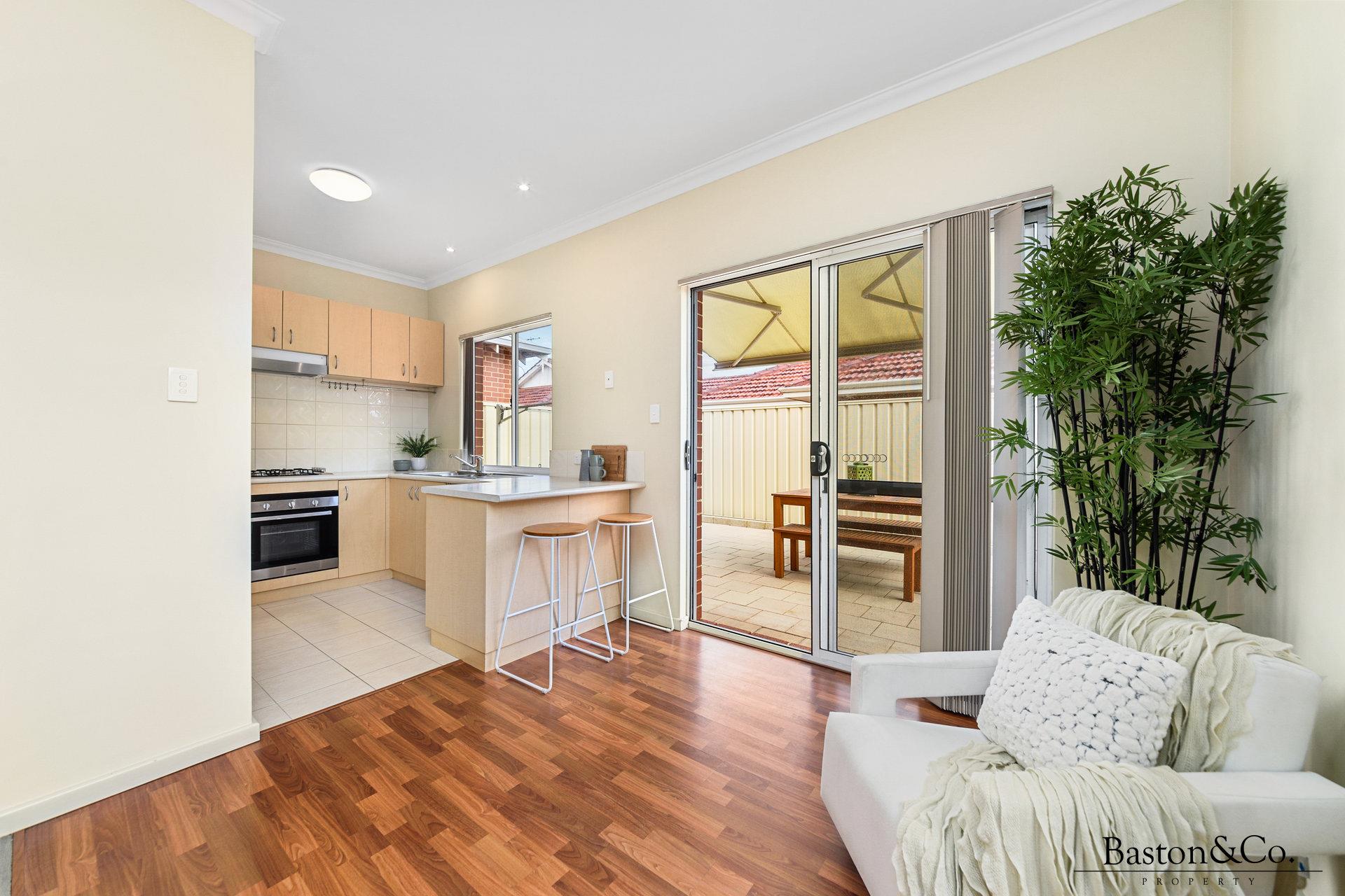 UNIT 4 25 MILLER ST, VICTORIA PARK WA 6100, 0房, 0浴, Townhouse