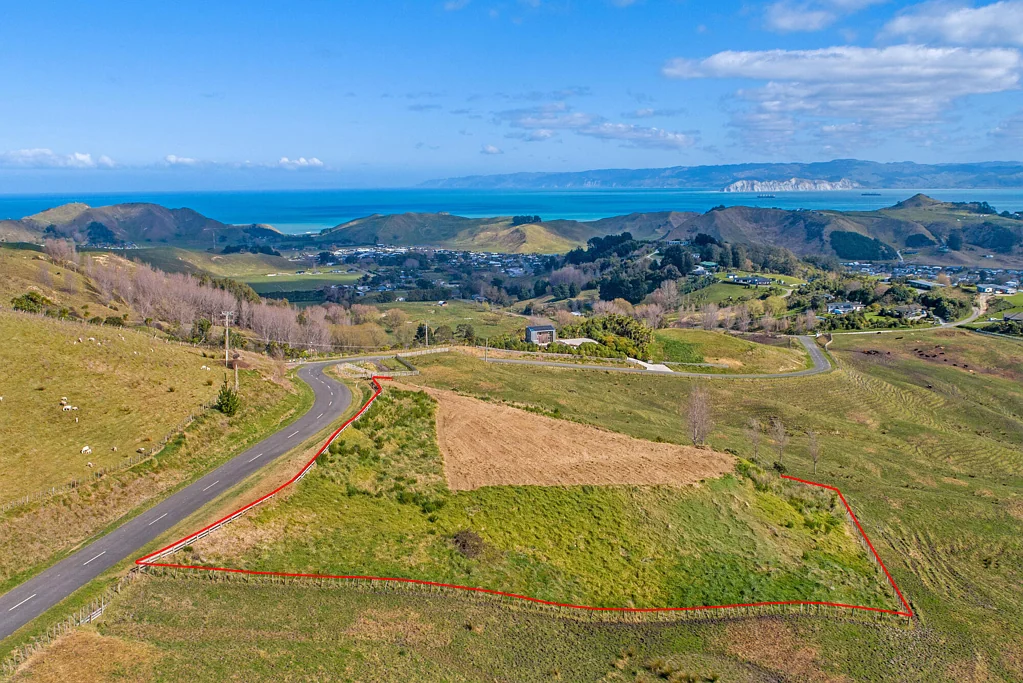 Wainui  Your slice of paradise starts here
