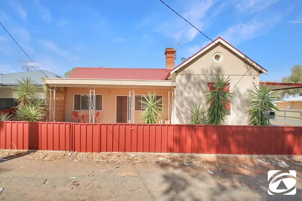 35 Nicholls Street, Broken Hill, NSW 2880