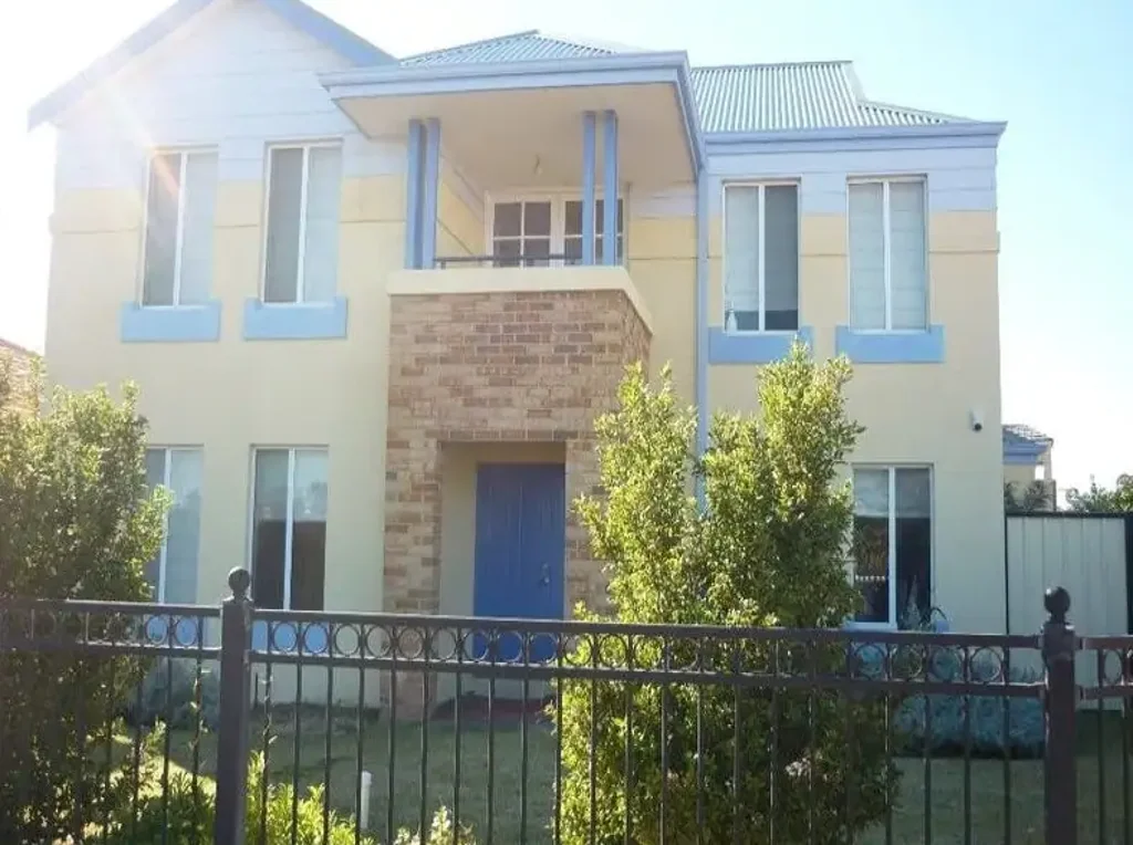 4x2x2 HOUSE IN CLARKSON OFFERING GREAT VALUE