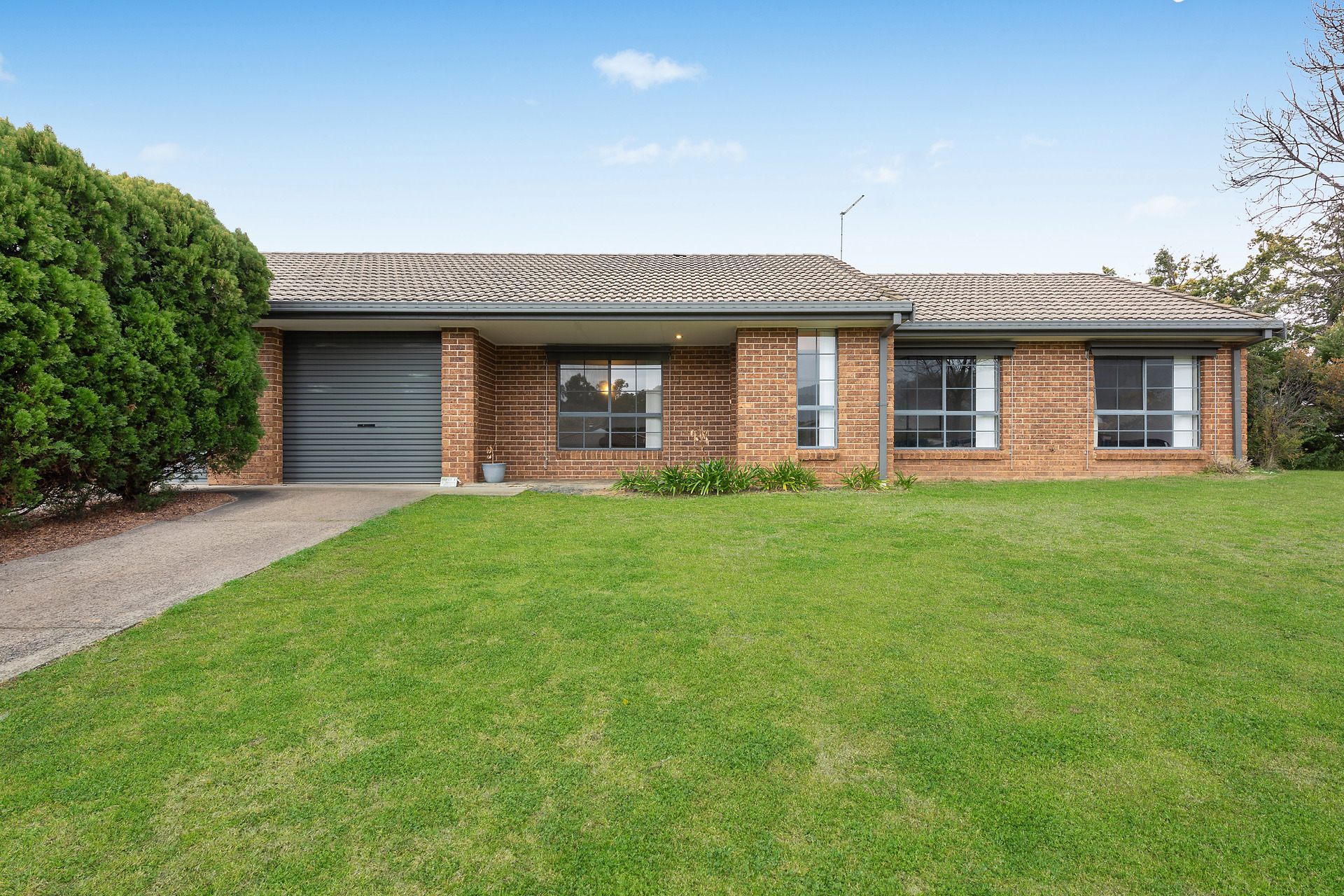 UNIT 1 2 LOWANA CL, MUDGEE NSW 2850, 0 habitaciones, 0 baños, Unit