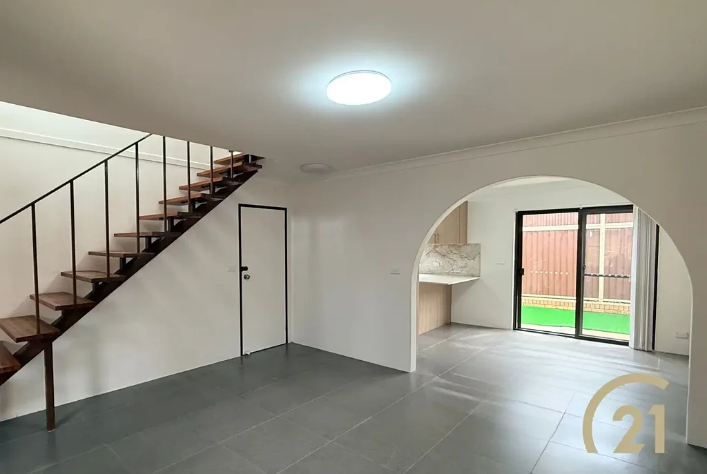 Revovated 2 Bedroom Townhouse!