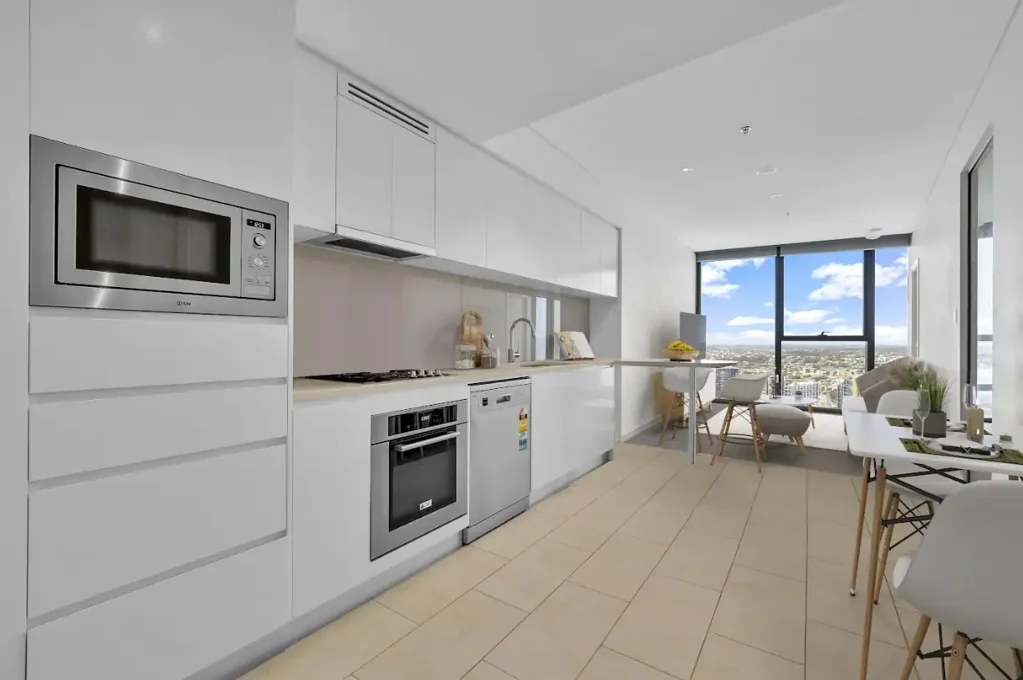 Brisbane City 2房 市中心便捷生活 2卧1卫 1车位 设施齐全 自然采光充沛 城市繁华近享 Stunning 2-Bedroom Apartment with Car Park | Level 55 | Heart of Brisbane City