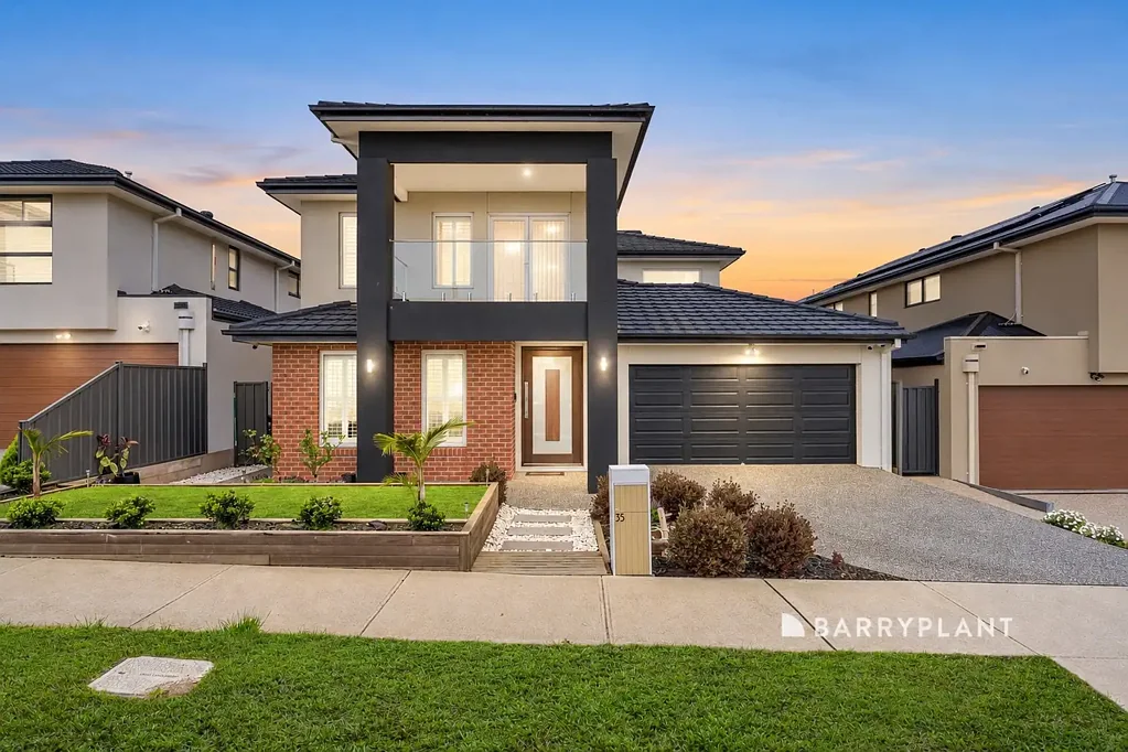 Berwick 5Kwarto Grand Family Living with Designer Appeal