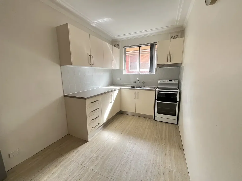 Renovated 2 Bedroom Unit!