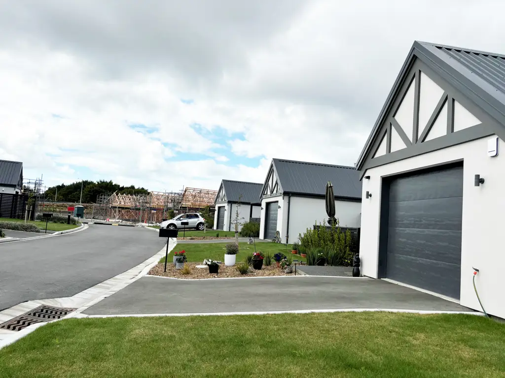 Belfast 2房  Spring Grove Lifestyle Village for Over 55's