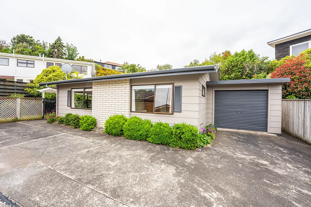 Saint Johns Hill 2房  A gem awaits you in Parkes Avenue