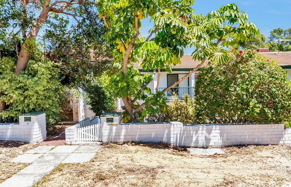 Coastal Charm in a Quiet, Sought-After Street