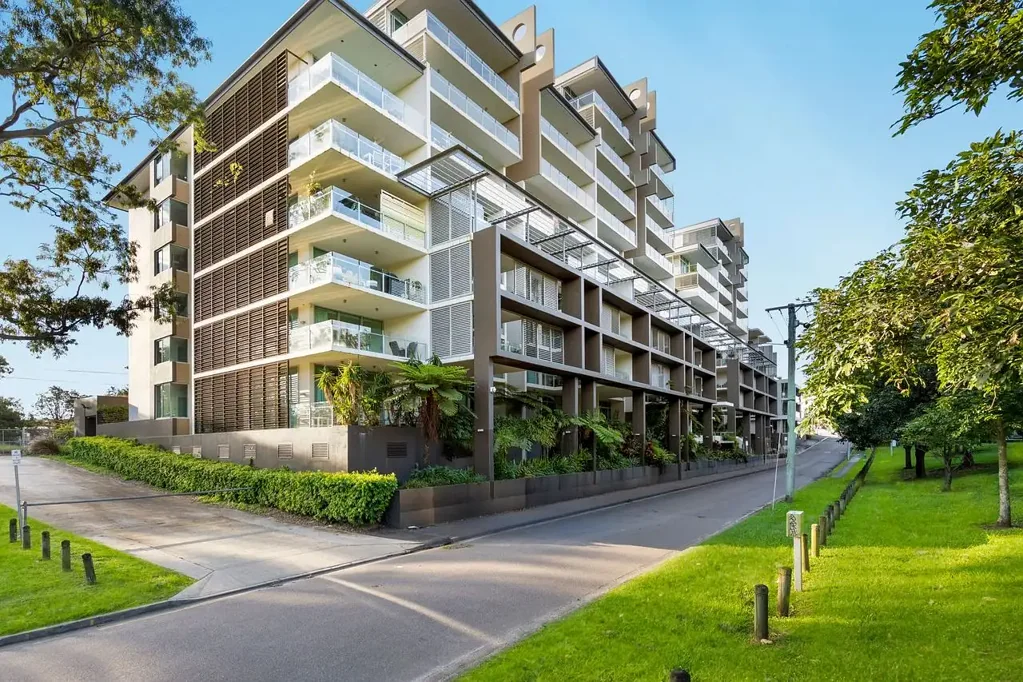 Nundah 2 Bedroom Resort-Style Living with Expansive Parkland Views