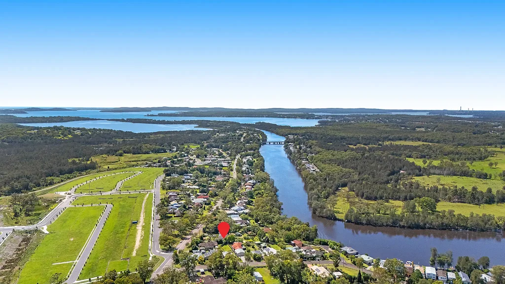Dora Creek 4 Bedroom Renovator Delight with Views of Dora Creek