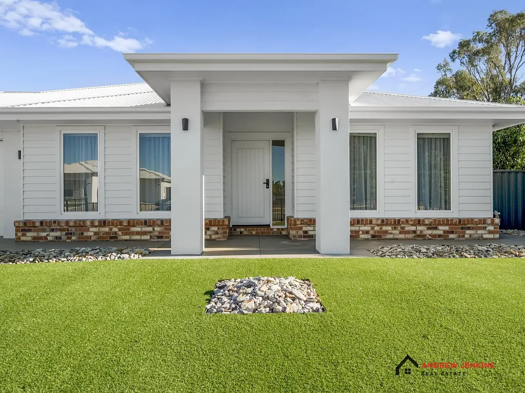 Cobram 4Phòng ngủ Brand New Four-Bedroom Home ~ Move-In Ready