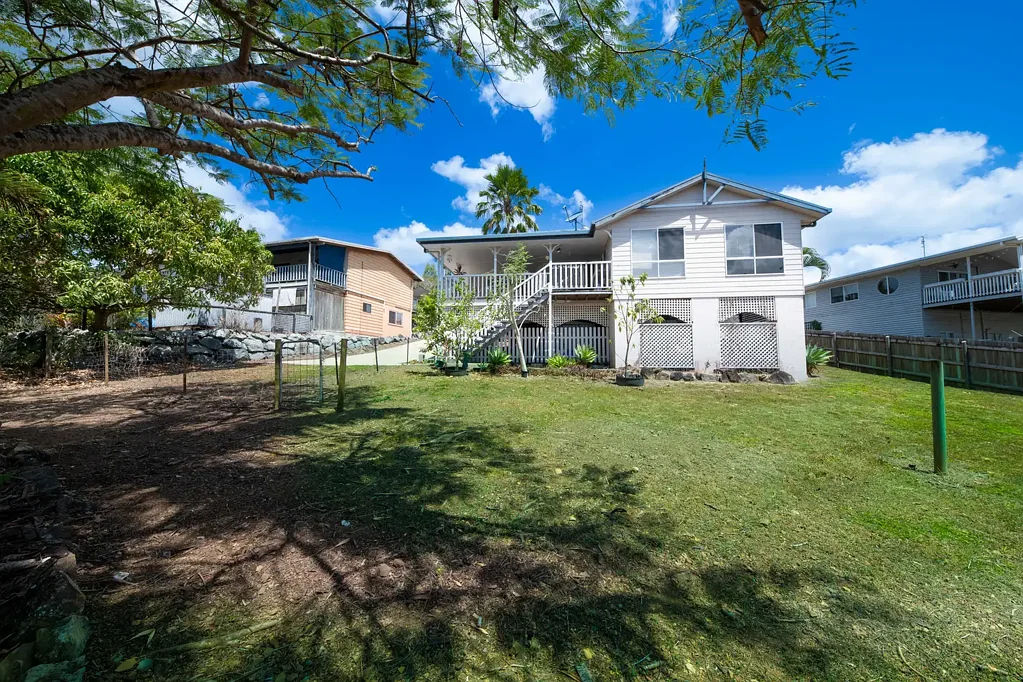 16 South Molle Boulevard, Cannonvale, QLD 4802