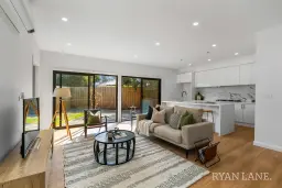 3/5 Kim Court, Altona