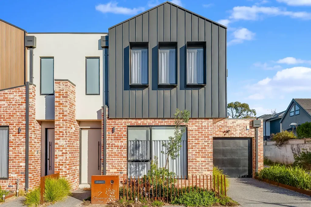 7 Rosemary Lane, Newport, VIC 3015