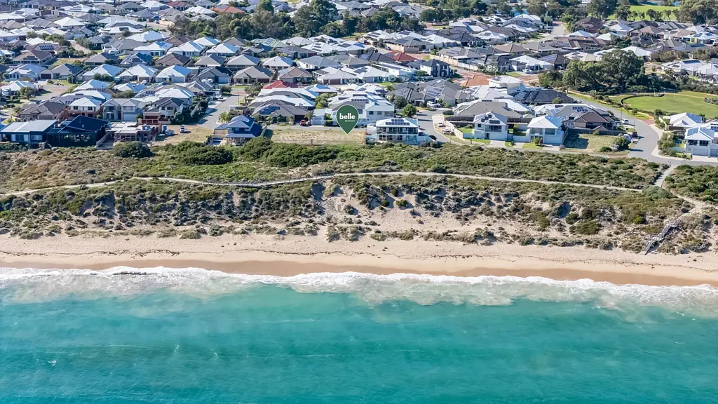 18 Seeana Pass, Halls Head, WA 6210