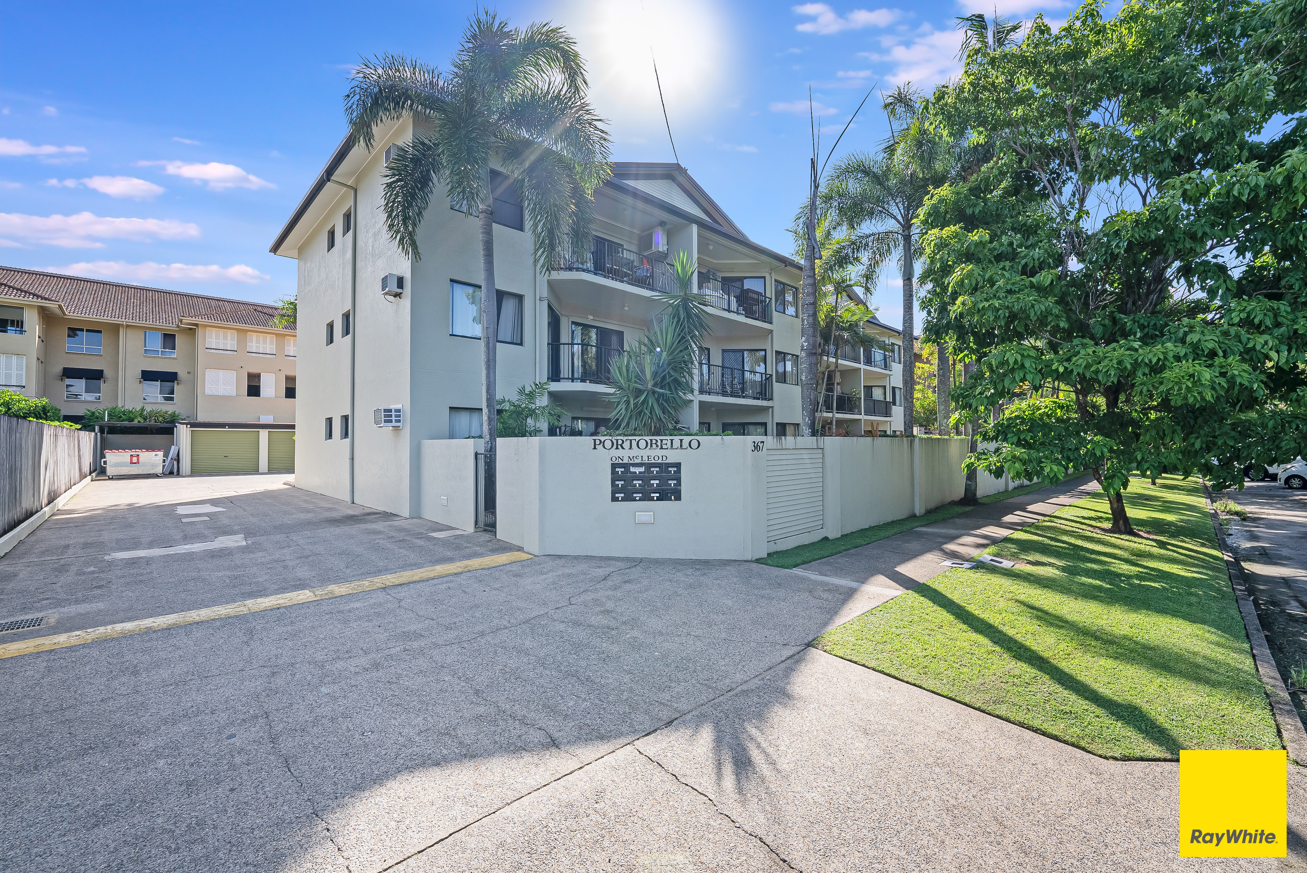 367-371 MCLEOD ST, CAIRNS NORTH QLD 4870, 0 habitaciones, 0 baños, Unit