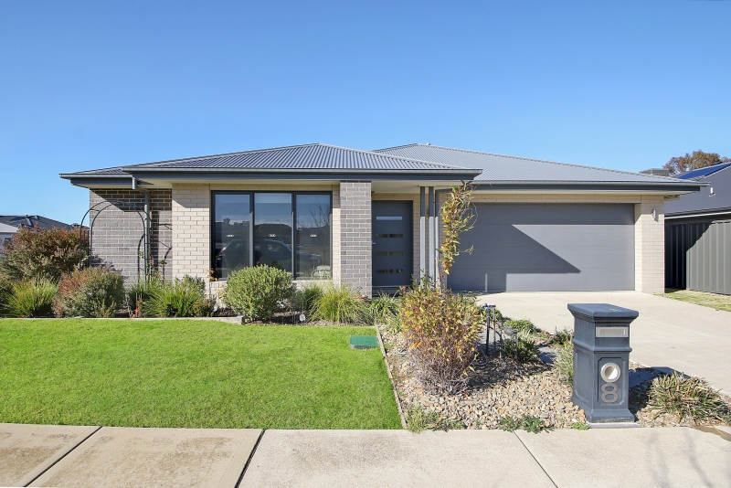 8 EASTON LANE, LENEVA VIC 3691, 0房, 0浴, House