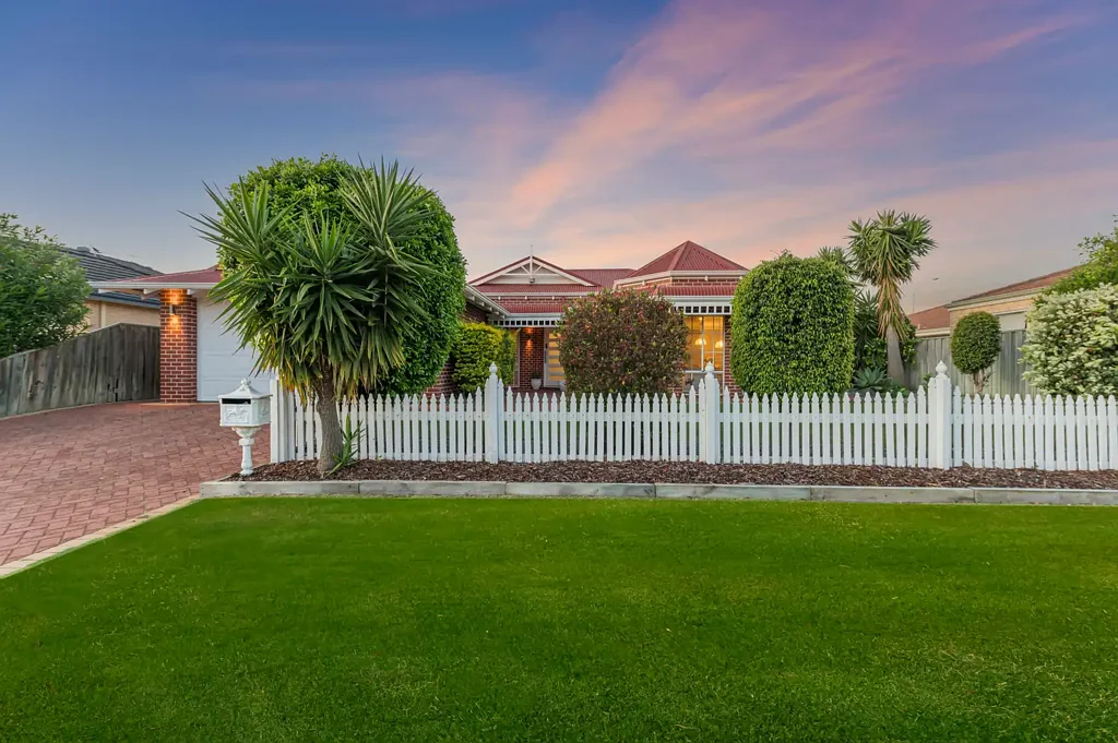 23 St Pierre Circuit, Currambine, WA 6028