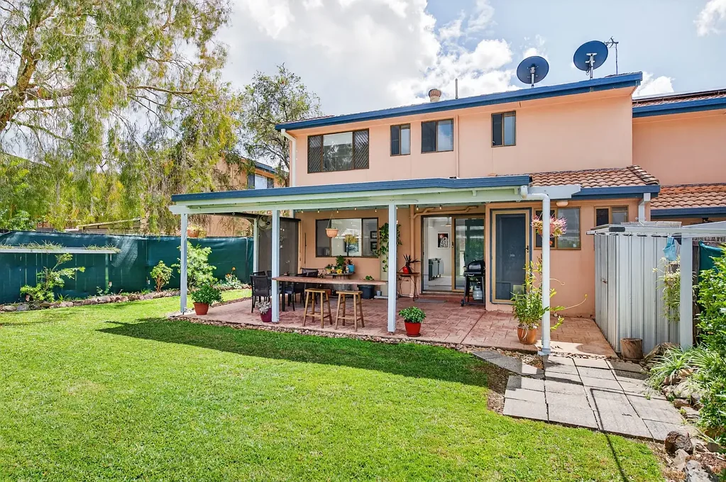 9/202 Central Street, Labrador, QLD 4215