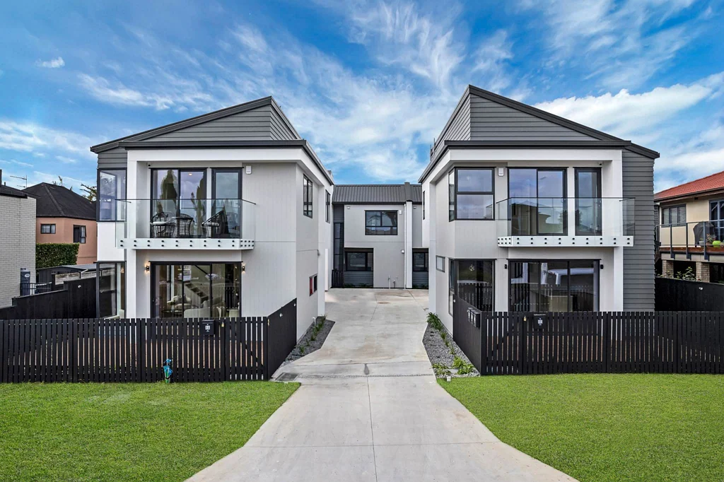 8A-8E Hattaway Avenue, Bucklands Beach, Manukau City, Auckland