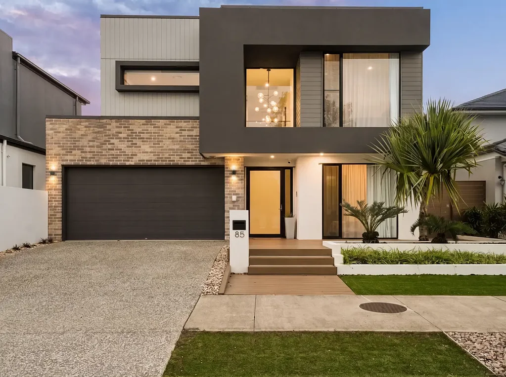 Newport 5房 卓越建筑设计邂逅顶级海滨生活 Architectural Excellence Meets Premier Waterfront Living