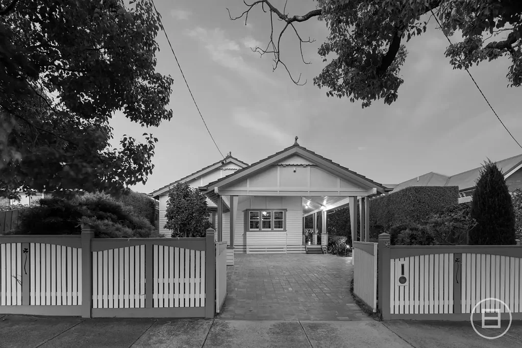 Essendon 5 Bedroom Private Negotiation