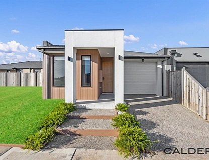 34 Pavilion Street, Deanside, North West Melbourne, 4 Bedrooms, 2 Bathrooms, House