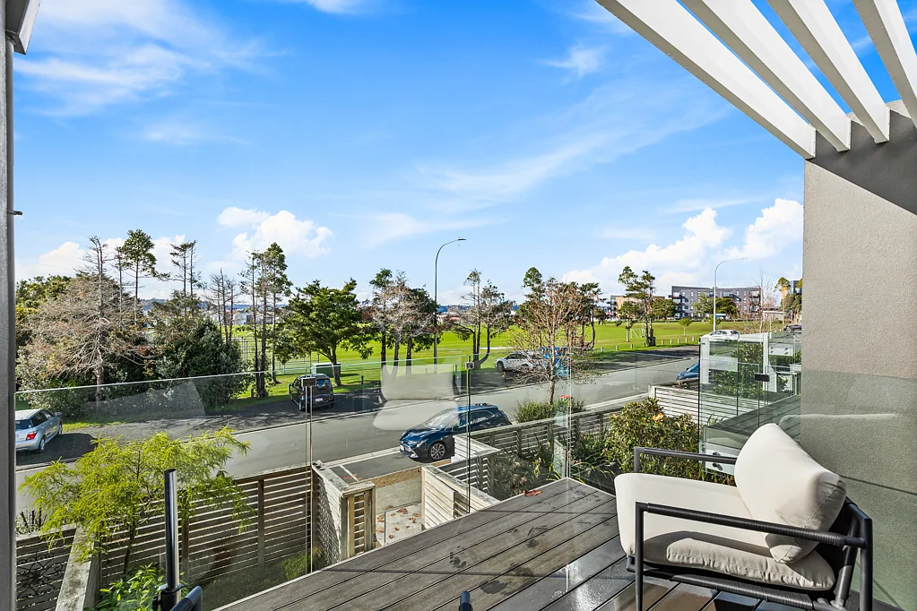 18 Memorial Park Lane, Hobsonville, Waitakere City, Auckland