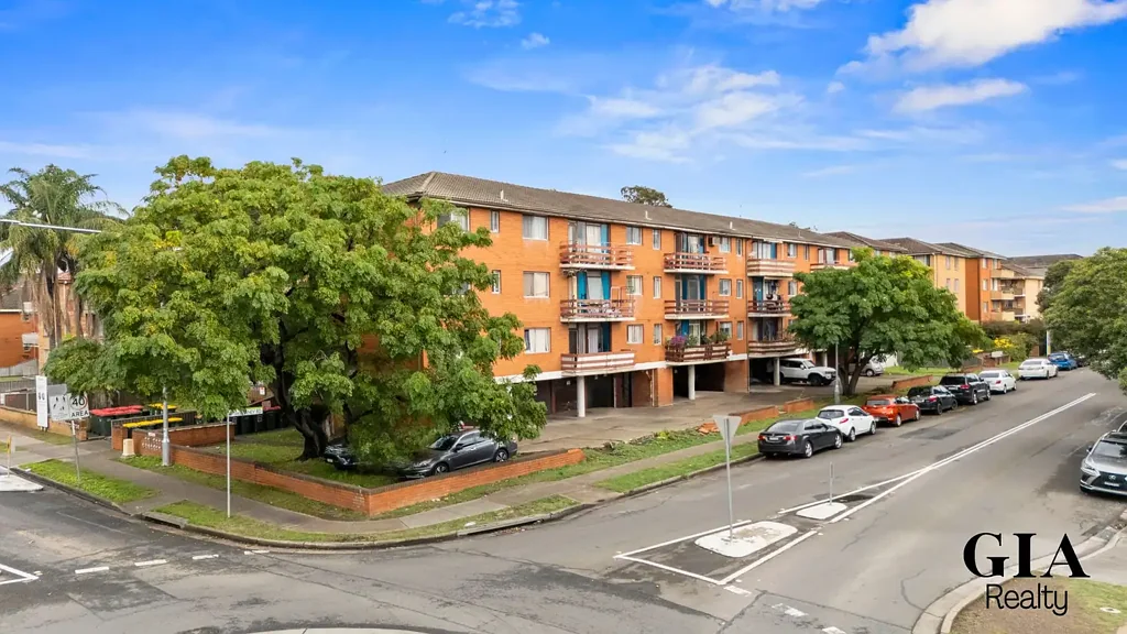 Cabramatta 2Phòng ngủ Convenient & Affordable 2-Bedroom Unit in the Heart of Cabramatta