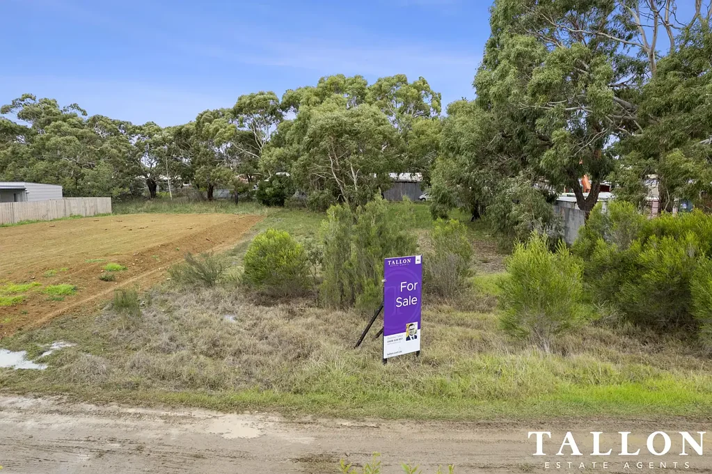 35 Creswell Street, Crib Point, VIC 3919