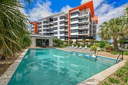 2704/42 Laver Drive, Robina