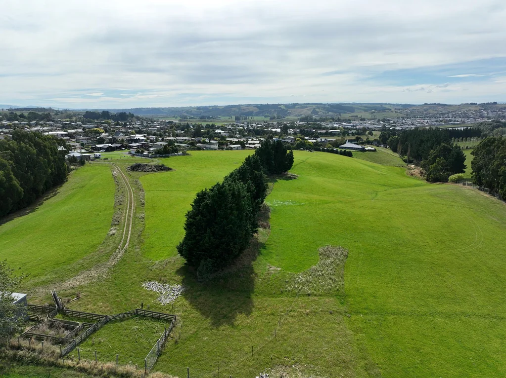 Balclutha Ultimate Lifestyle/Future Subdivision Potential