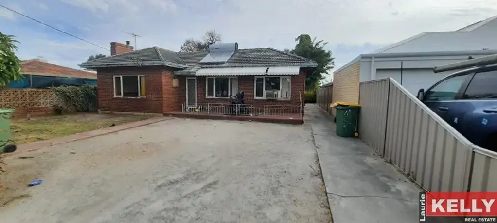 CHARACTER HOME