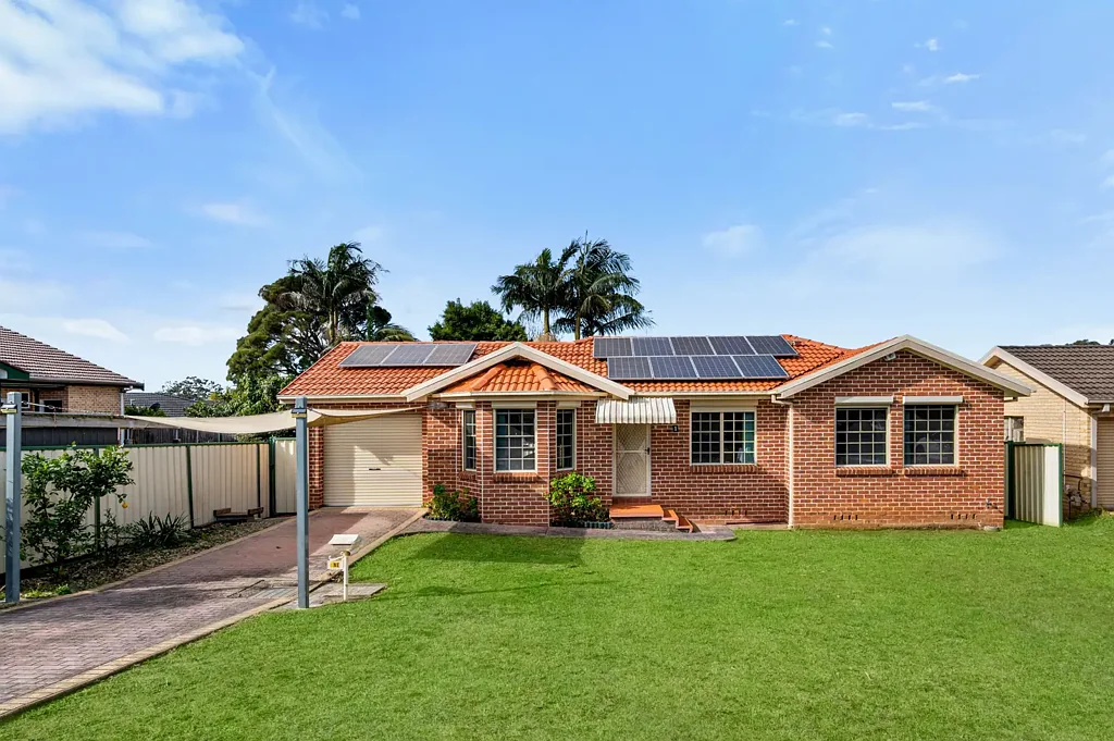 1 Oro Place, Glenfield, NSW 2167