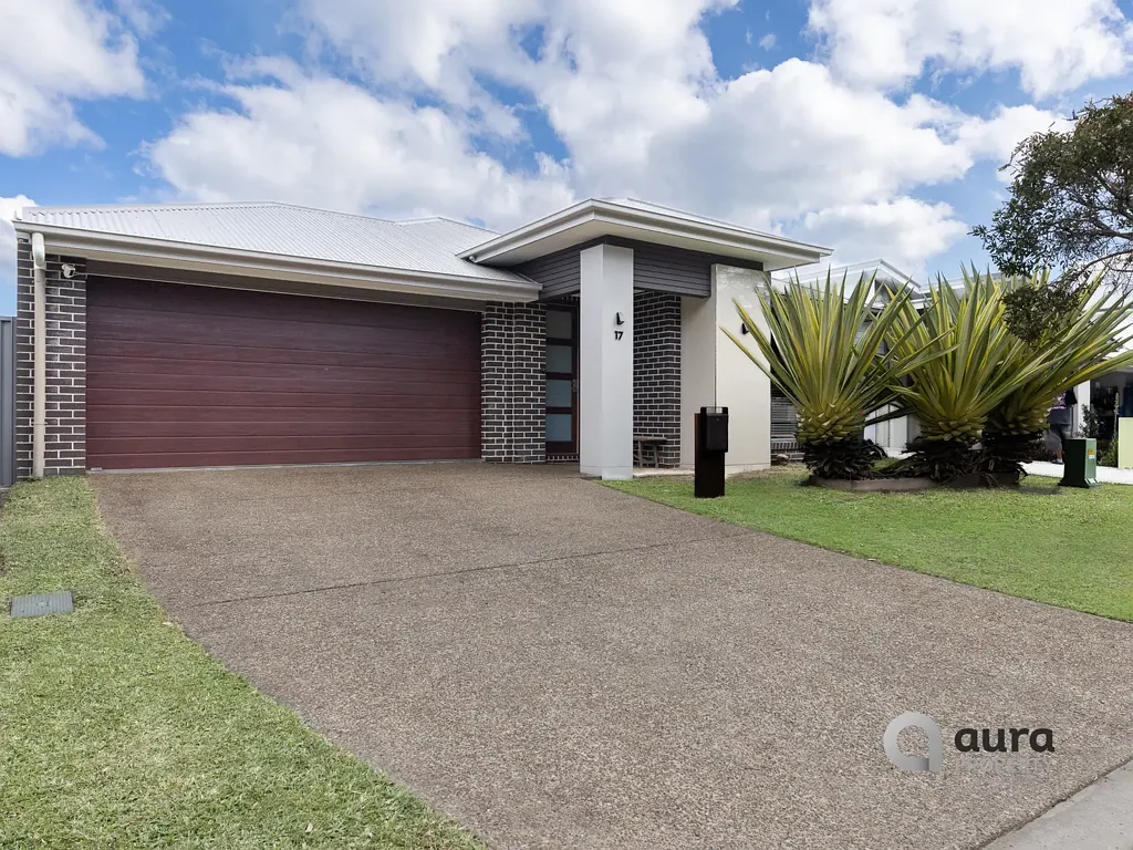 Caloundra West 3Phòng ngủ High-Spec, Low-Maintenance Living Opposite the Reserve