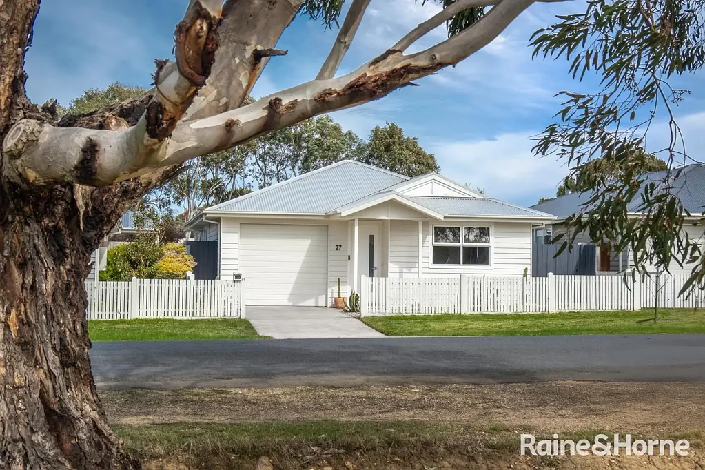 Riddells Creek 3ਬੈੱਡਰੂਮ Charming 3-Bedroom Weatherboard Home in the Heart of the Macedon Ranges!