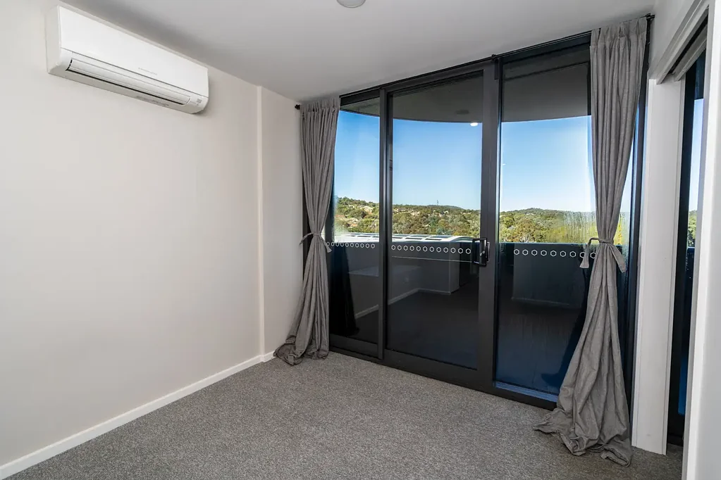 Sleek Belconnen Living