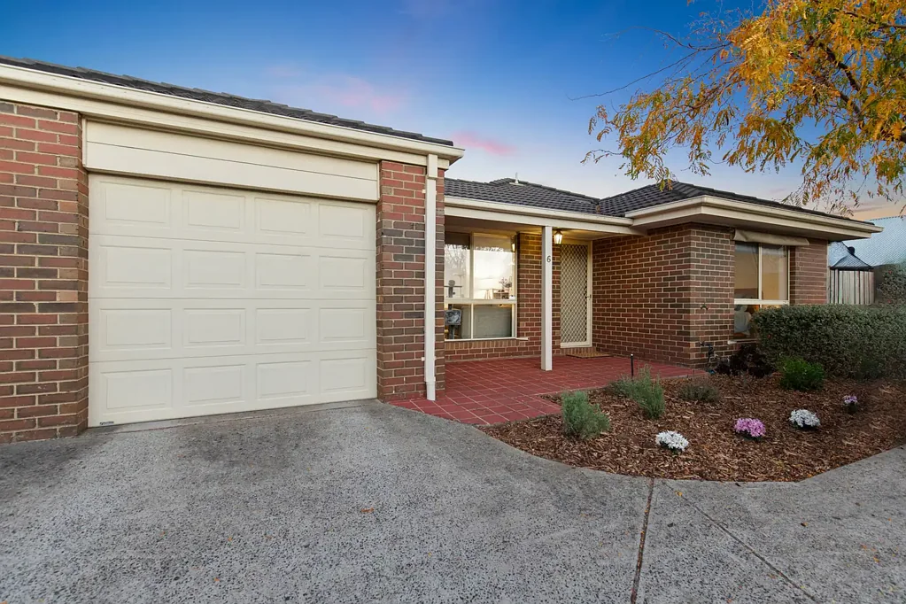 Frankston 2ห้องนอน Smart Buy in Booming Frankston