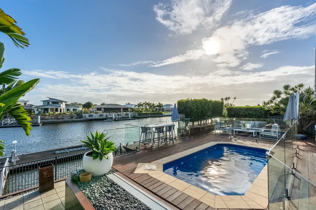 Bongaree 5房 精心考量的滨水生活 Beautifully Considered Waterfront Living