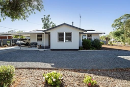 69 High St, Gladstone