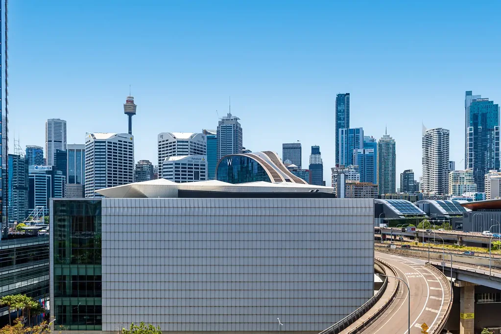Pyrmont 1 Bedroom Contemporary Living in the Iconic Goldsbrough Warehouse