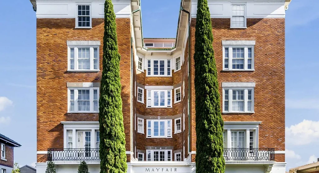 Two bedroom apartment in Mayfair