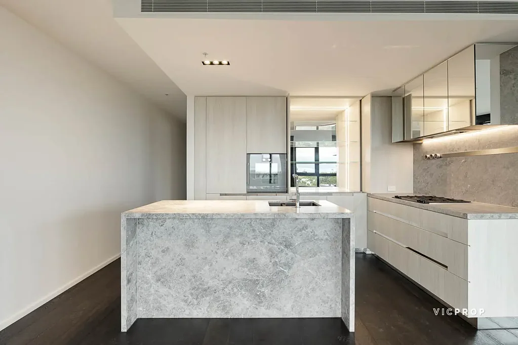 AFFORDABLE HOUSING: STYLISH THREE BEDROOM APARTMENT MELBOURNE!