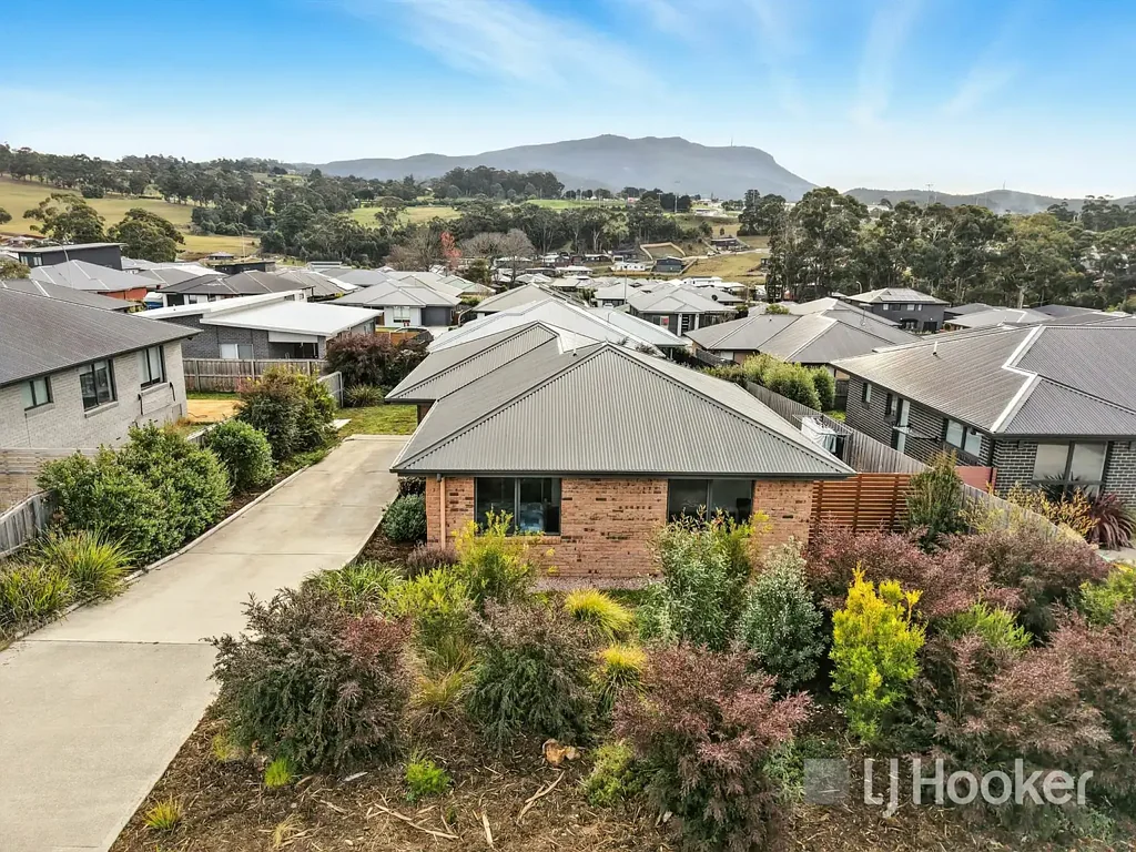 Kingston 3 Bedroom A Joy to Inspect – A Delight to Own