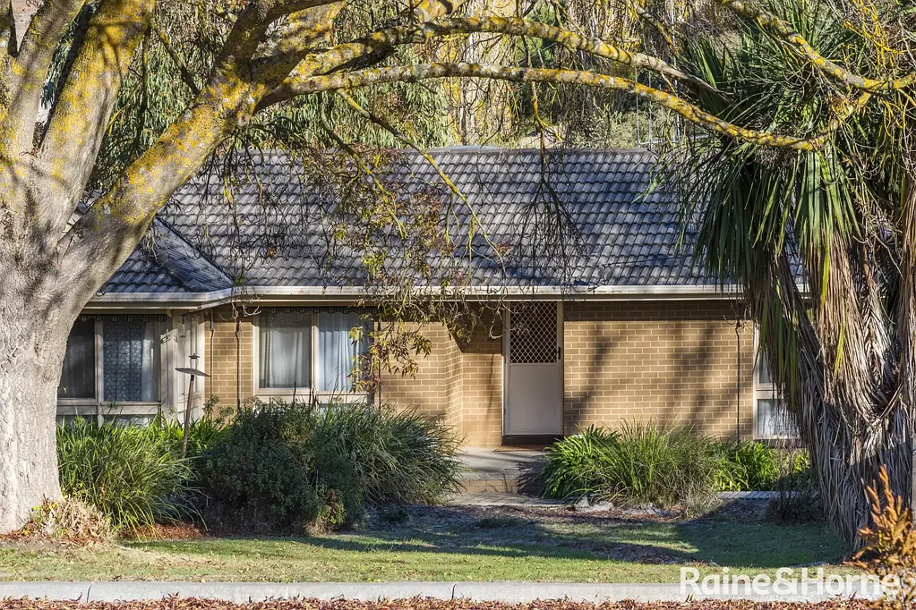 11 Mill Street, Kyneton, VIC 3444