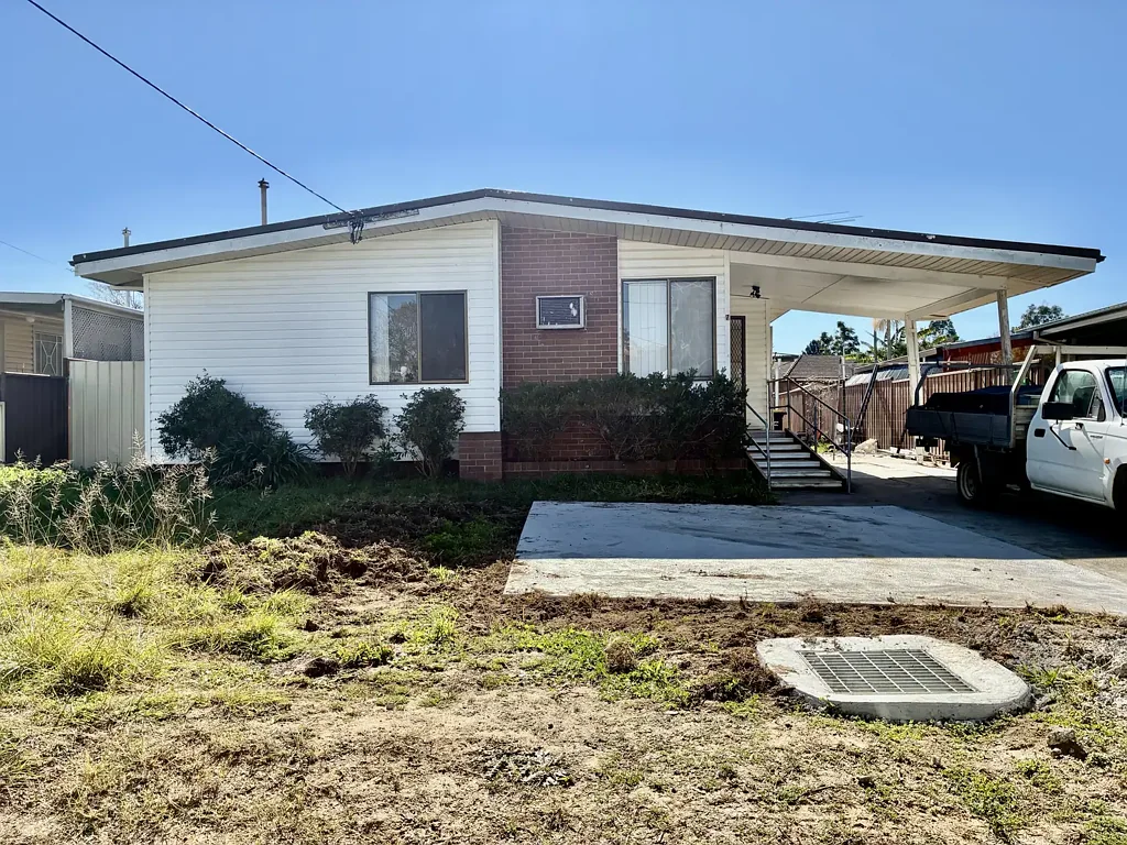 Spacious 4-Bedroom Family Home in a Convenient Location