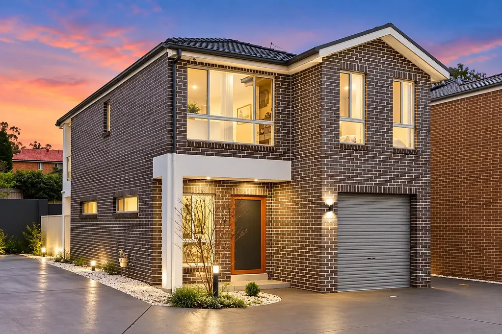 Quakers Hill 4कमरा Family Townhouse with Style, Space & Convenience