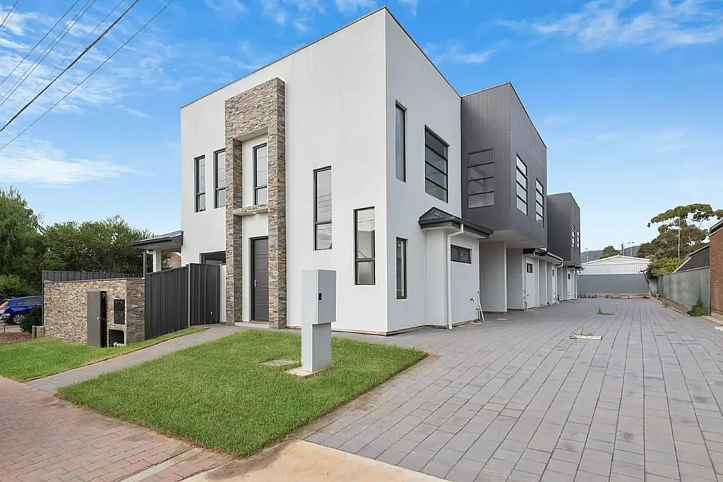 Modern & Convenient Living in Sought-After Magill