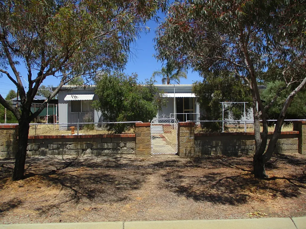 7 Johnston Street, Meckering, WA 6405